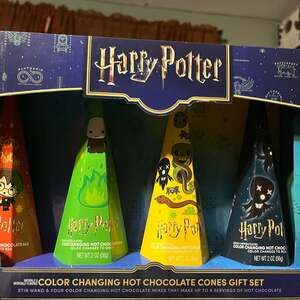 Harry Potter Color Changing Hot Cocoa Gift Set with Sorting Hat Marshmallows